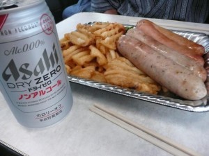 Wurst und Bier so muss es sein - auch wenns alkoholfrei ist
